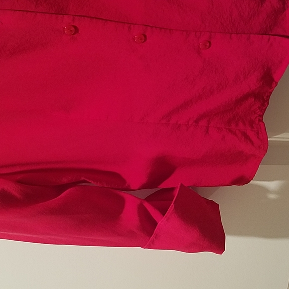 Casual Corner petite red silk blouse - Picture 4 of 6